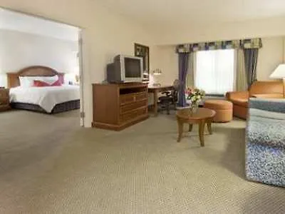Hilton Garden Chicago/midway Airport 3*