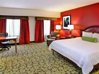 Hilton Garden Chicago/midway Airport 3*